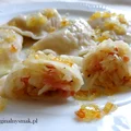 Pierogi z kapustą kiszoną, kminkiem i boczkiem