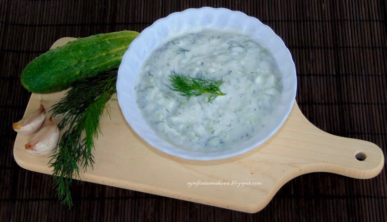 Sos tzatziki.