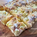 Drożdżówka z rabarbarem i kruszonką