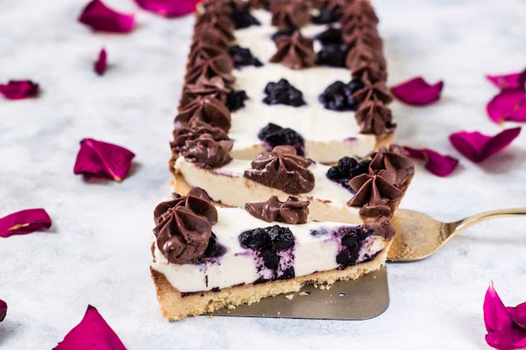 Tarta Z Masą Z Mascarpone I Mleka Skondensowanego