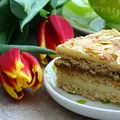 Mazurek z kajmakiem i masą