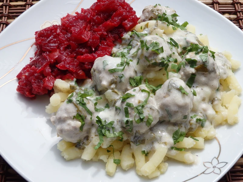 Pulpety w sosie szczawiowym