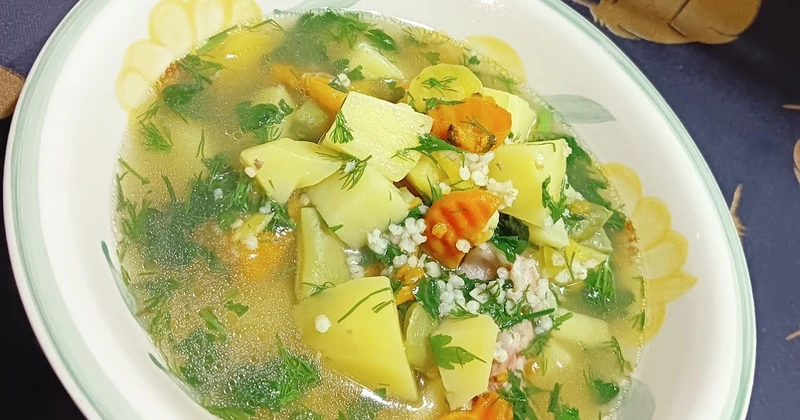 Zupa krupnik " WIOSENNY "