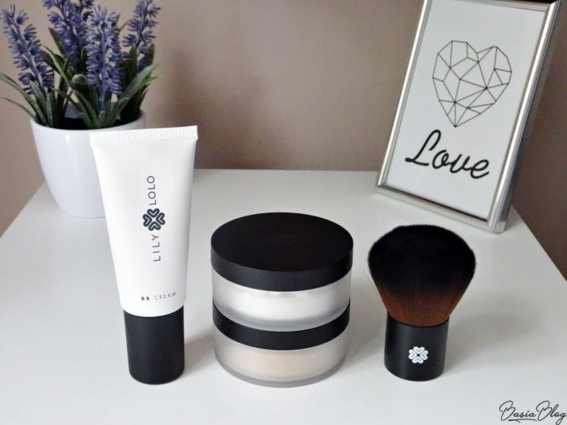 Lily Lolo - podkład mineralny, krem BB, puder Flawless Matte, pędzel Super Kabuki {recenzja}