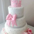 Sliczny torcik dla dziewczynki