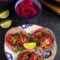 Tacos de birria de cerdo
