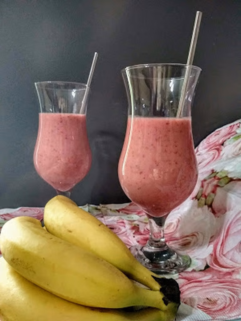 Koktajl truskawkowo bananowy