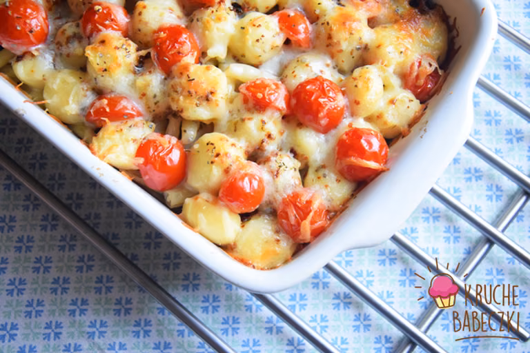 Zapiekanka z gnocchi, mięsem mielonym i warzywami