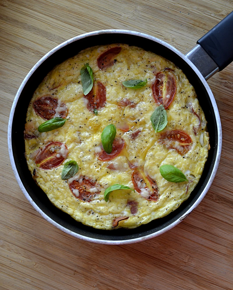 Frittata z szynką i serem