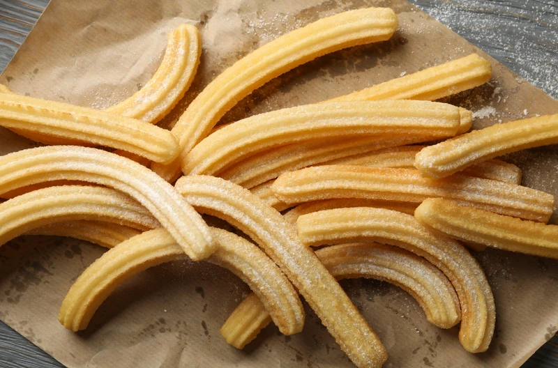 Churros jak z Hiszpanii – ale bez smażenia! Oto przepis na wersję fit!