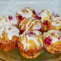 Muffiny malinowe z lukrem
