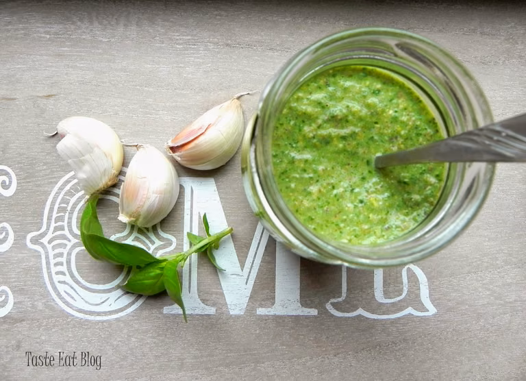 Pesto z pistacją - FIT