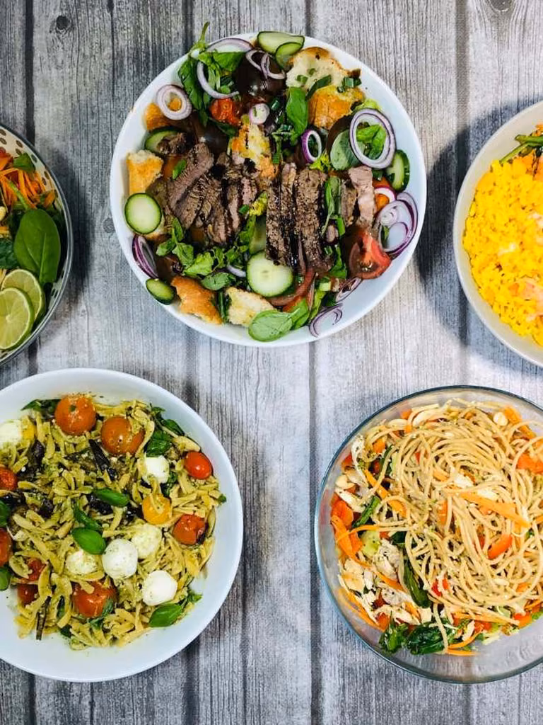 MENU NA TYDZIEŃ: SYCĄCE SAŁATKI NA POCZĄTEK WIOSNY
