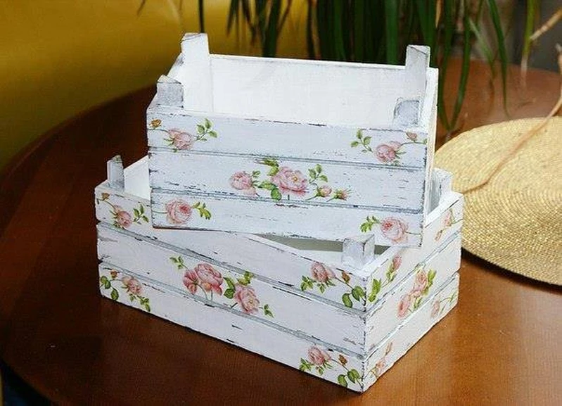 Decoupage na skrzynkach