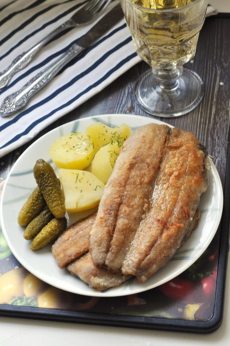 Śledzie smażone panierowane w mące