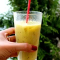 Smoothie z mango i kiwi
