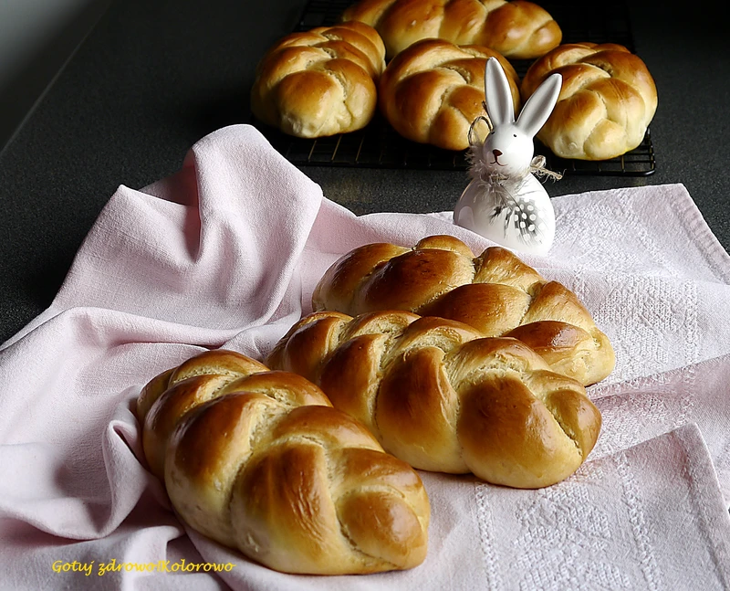 Mini chałki wielkanocne