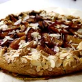 Rustykalna orkiszowa tarta ze śliwkami