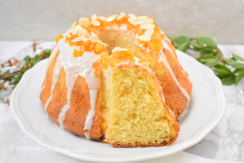 Drożdżowa babka wielkanocna bez wyrabiania