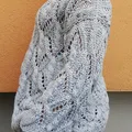 Rozpinany sweter na drutach