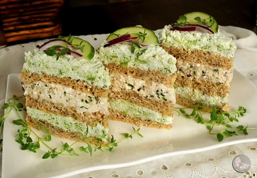 Wykwintny tort chlebowy