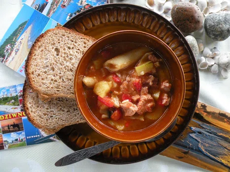 Bogracz (zupa gulaszowa)