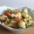 Sałatka z kalafiora i cukinii