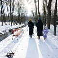 10 rzeczy, których lekarz NIGDY nie robi na mrozie – a Ty robisz codziennie!