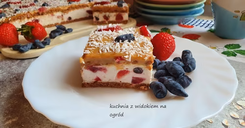 Krówka truskawkowo jagodowa bez pieczenia