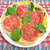 Omlet ze szpinakiem i pomidorem