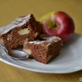 Placek dla początkujących, czyli murzynek z jabłkami.