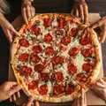 Światowy Dzień Pizzy: Historia i Współczesność Najpopularniejszego Dania na Świecie