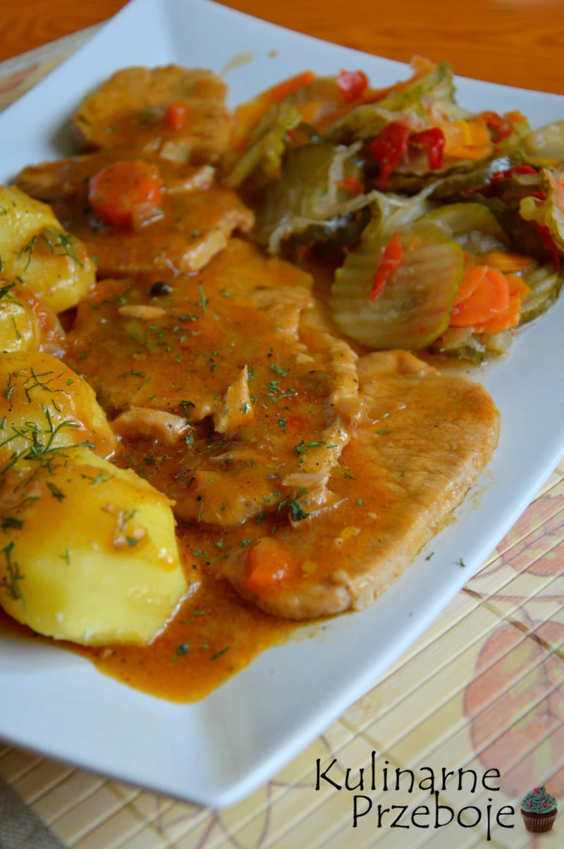 Schab duszony. Schab w sosie.