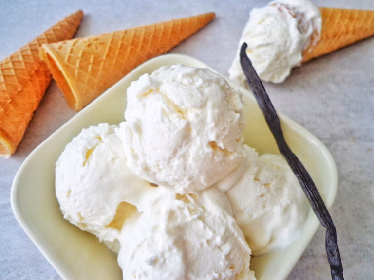 Lody sernikowe z ricottą