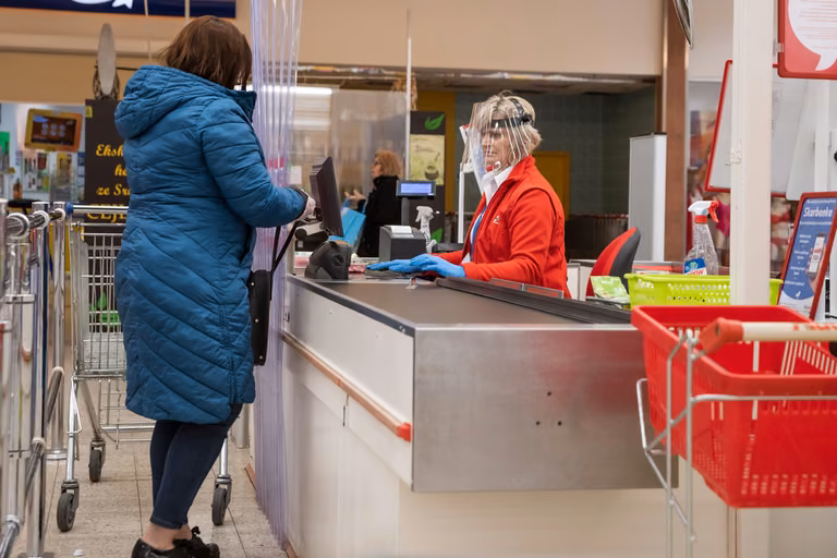 8 irytujących zachowań, na które zwracają uwagę pracownicy sklepów
