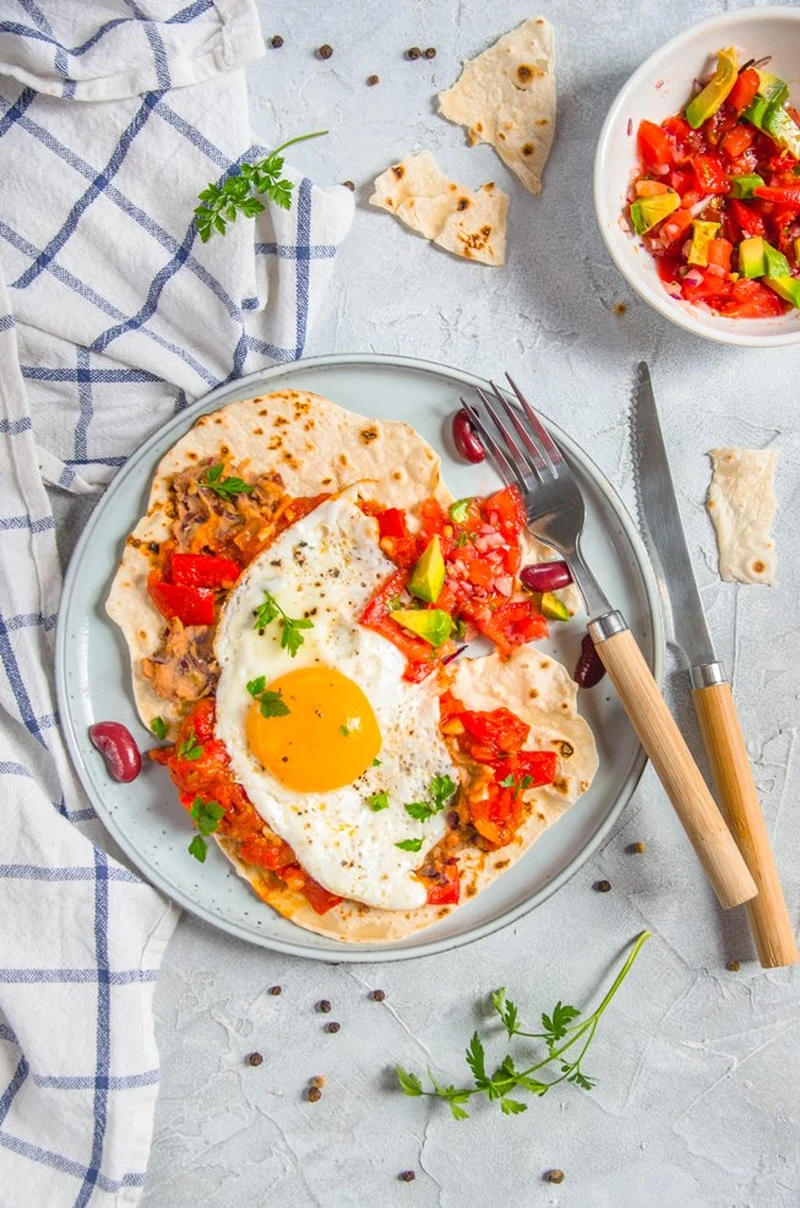 Huevos rancheros, czyli jajka po meksykańsku
