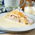 Strudel z jabłkami