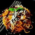 Fit spaghetti w sosie z pieczonej papryki