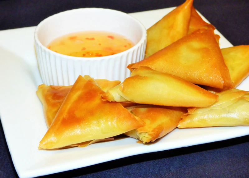 Greckie pierożki ze szpinakiem i serem feta
