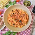 Makaron z tuńczykiem – kalabryjska „Pasta alla zingara”