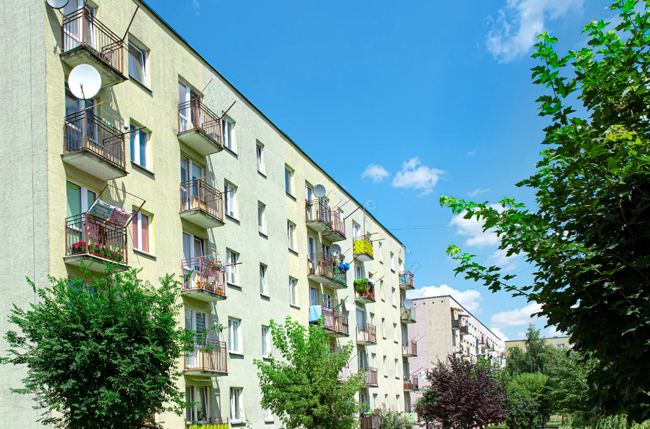 Nowy obowiązek dla mieszkańców bloków! Wywiesili komunikaty, a ludzie nie kryją oburzenia