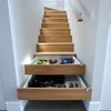 Schowki pod schodami