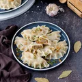Pierogi z tartych ziemniaków tzw. babką ziemniaczaną
