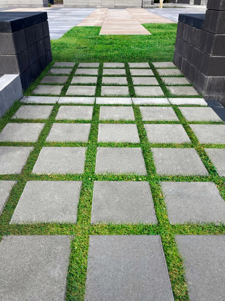 Jak zbudować podjazd w „trudnym” terenie?