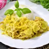 Pierś z kurczaka z porem w sosie curry