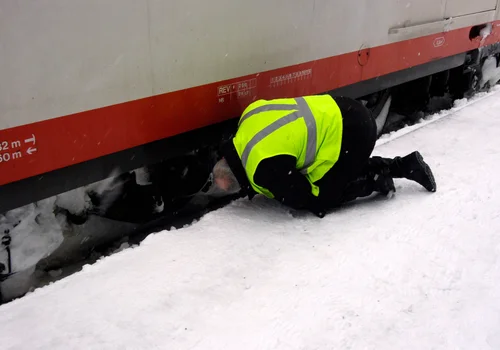 Dzień Kolejarza: Historia i Współczesność Transportu Kolejowego w Polsce