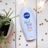 Pachnący olejek w kremie - Nivea Kwiat Wiśni