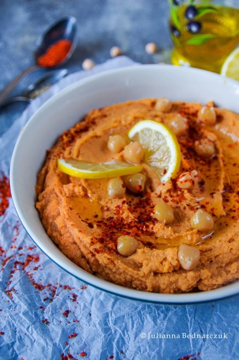 Hummus z pieczoną papryką