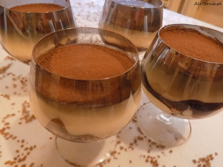 Tiramisu w pucharkach
