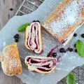 Ciasto drożdżowe z jagodami